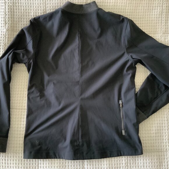 lululemon Men’s Swipe Right Jacket size M - Picture 5 of 13